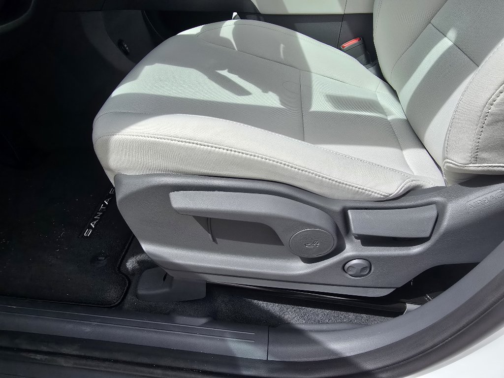 New 2026 Hyundai Santa Fe SE AWD/4WD image 18