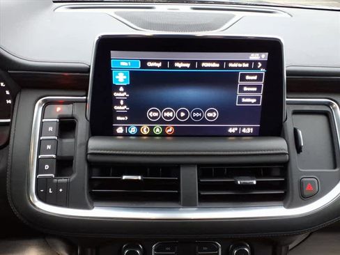 Used 2021 Chevrolet Tahoe High Country w/ Premium Package image 10