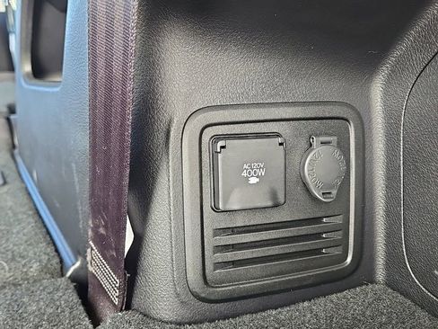 Used 2024 Toyota 4Runner SR5 image 37