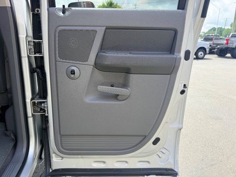 Used 2006 Dodge Ram 2500 Truck SLT w/ TRX4 Group AWD/4WD image 32