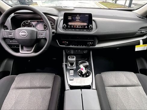 New 2026 Nissan Rogue SV image 5