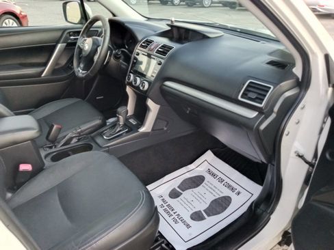 Used 2016 Subaru Forester 2.0XT Touring w/ Eyesight & Navigation System image 10