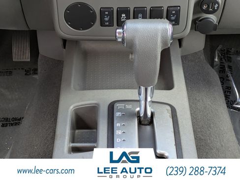 Used 2019 Nissan Frontier SL RWD image 17