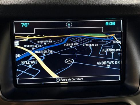 Used 2016 Chevrolet Suburban LT image 13