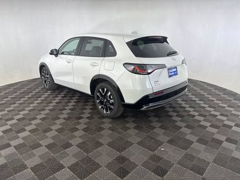 Certified 2026 Honda HR-V EX-L image 8