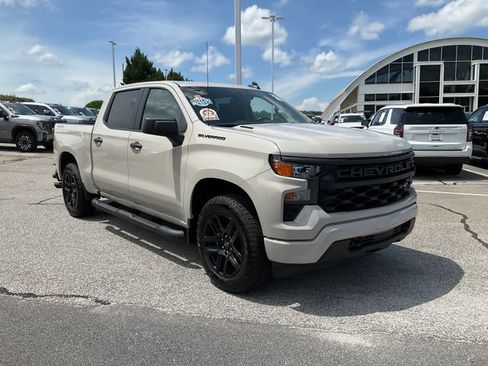 Certified 2026 Chevrolet Silverado 1500 Custom w/ Turbomax Blackout Package AWD/4WD image 3