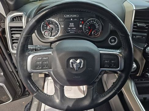 Used 2019 RAM 2500 Laramie w/ Night Edition AWD/4WD image 7