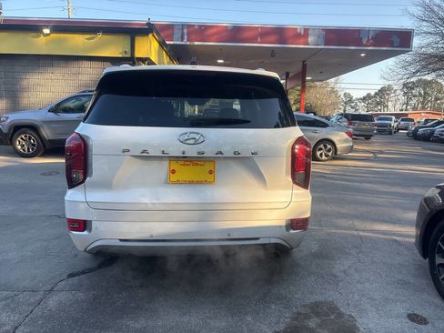 Used 2021 Hyundai Palisade Limited image 6