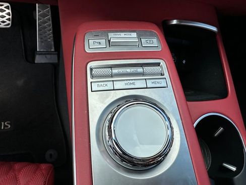 Used 2024 Genesis GV70 3.5T Sport w/ Sport Prestige Package image 28