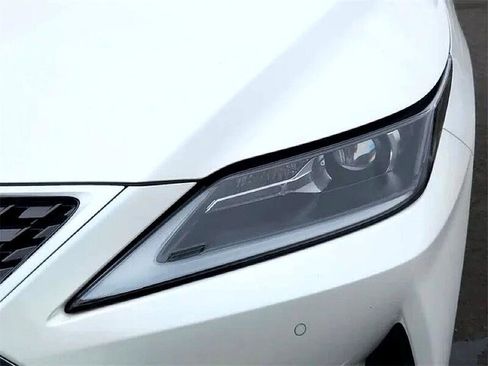 Used 2022 Lexus RX 350L Premium image 4