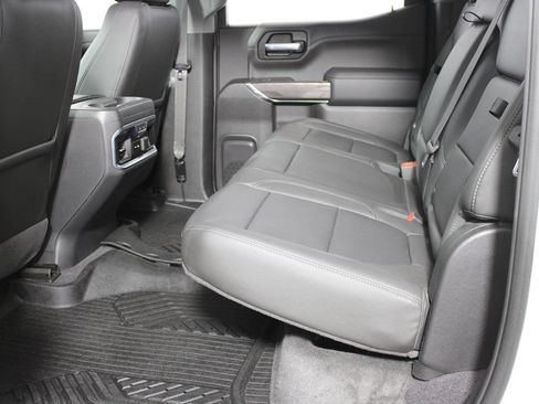 Used 2020 Chevrolet Silverado 1500 LTZ w/ LTZ Premium Package AWD/4WD image 40