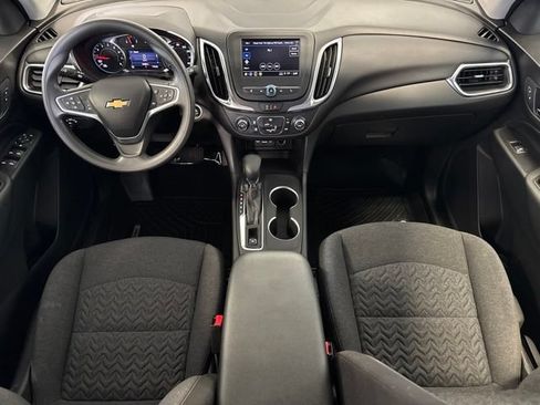 Used 2022 Chevrolet Equinox LT FWD image 3