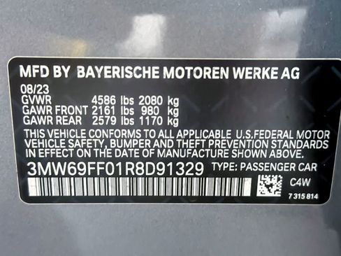 Used 2024 BMW 330i Sedan w/ M Sport Package RWD image 29