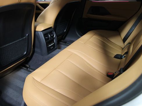 Used 2023 BMW i4 eDrive35 w/ Premium Package RWD image 32