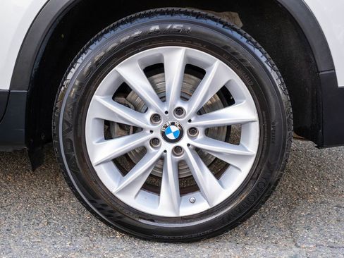 Used 2019 BMW Z4 sDrive30i w/ Premium Package image 34