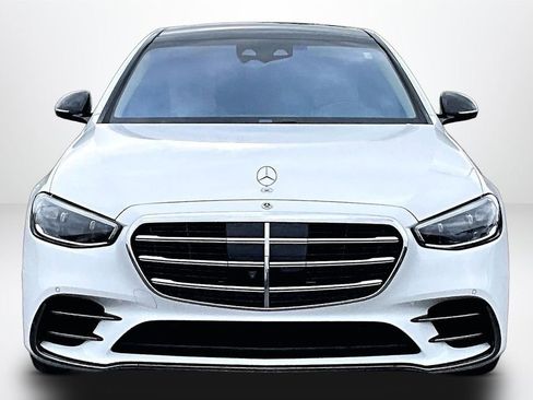 Used 2025 Mercedes-Benz S 580 4MATIC Sedan image 2