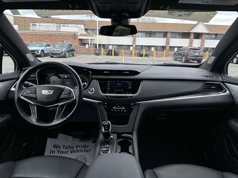 Certified 2023 Cadillac XT5 Premium Luxury AWD/4WD image 36