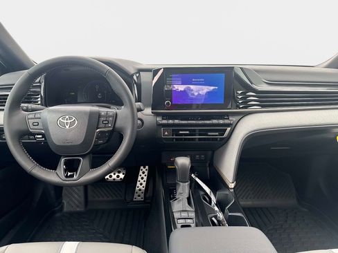 New 2026 Toyota Camry SE image 13