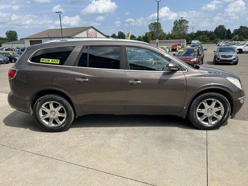 Used 2009 Buick Enclave CXL AWD/4WD image 4
