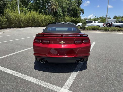Used 2021 Chevrolet Camaro LT RWD image 4
