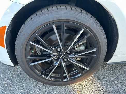 Used 2024 MAZDA MX-5 Miata RF Grand Touring image 9
