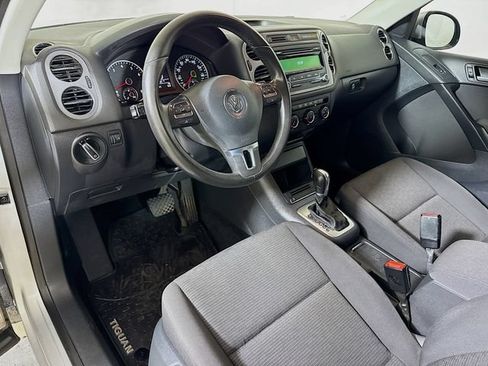 Used 2014 Volkswagen Tiguan S FWD image 7