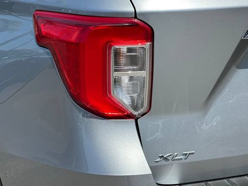 Used 2023 Ford Explorer XLT w/ Equipment Group 202A RWD image 29