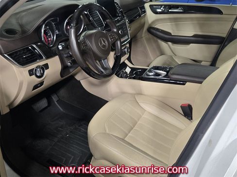 Used 2017 Mercedes-Benz GLS 450 4MATIC image 11
