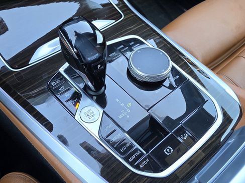 Used 2019 BMW X5 xDrive40i AWD/4WD image 38