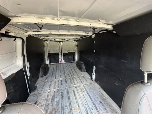 Used 2017 Ford Transit 250 148 Low Roof RWD image 28