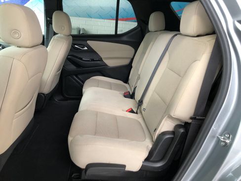 Used 2023 Chevrolet Traverse LS w/ Safety Package FWD image 12