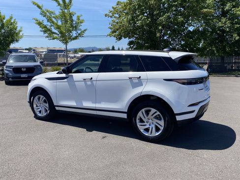 Used 2024 Land Rover Range Rover Evoque S AWD/4WD image 3
