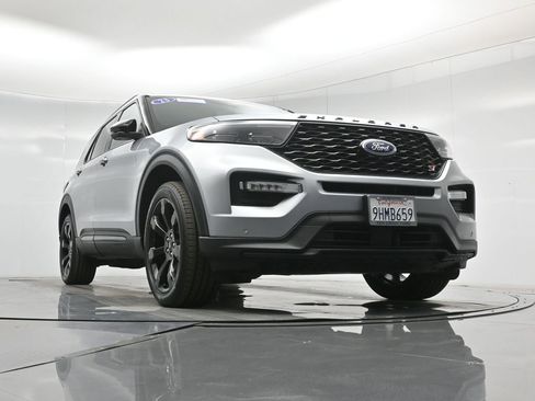 Certified 2023 Ford Explorer ST w/ Equipment Group 401A image 48