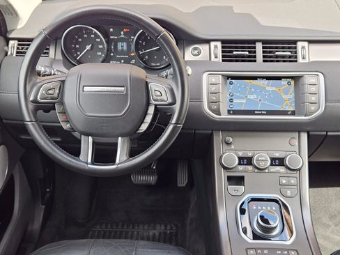 Used 2018 Land Rover Range Rover Evoque SE AWD/4WD image 23