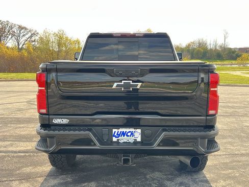 Used 2024 Chevrolet Silverado 3500 LT w/ Midnight Edition image 44