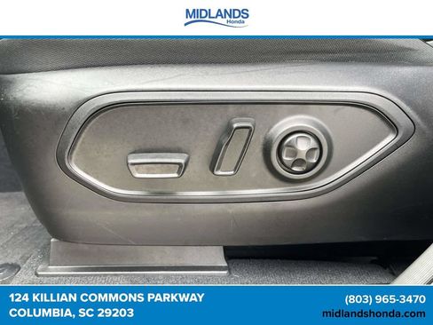 Used 2025 Jeep Grand Cherokee Limited AWD/4WD image 14