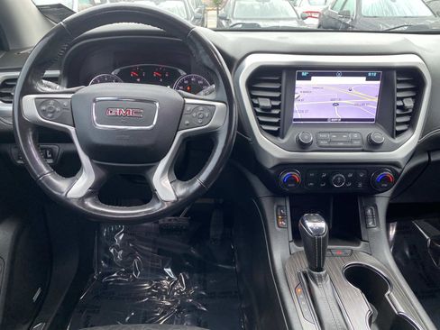 Used 2019 GMC Acadia SLT image 10