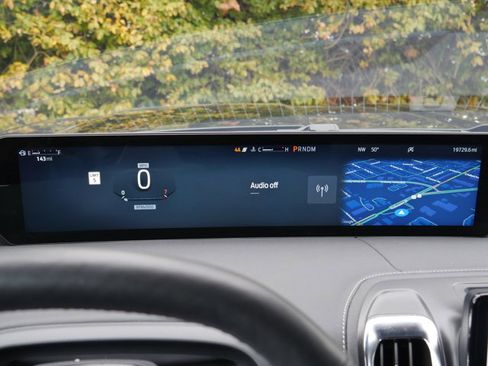 Certified 2025 Ford Expedition Max Platinum AWD/4WD image 8