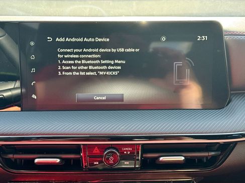 New 2025 Nissan Kicks SR image 13