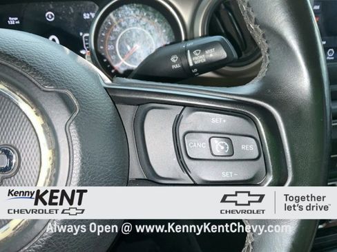 Used 2018 Jeep Wrangler Unlimited Sport S image 22