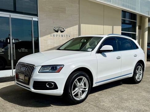Used 2017 Audi Q5 2.0T Premium Plus w/ Technology Package AWD/4WD image 1