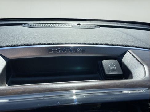Used 2024 RAM 2500 Laramie AWD/4WD image 30