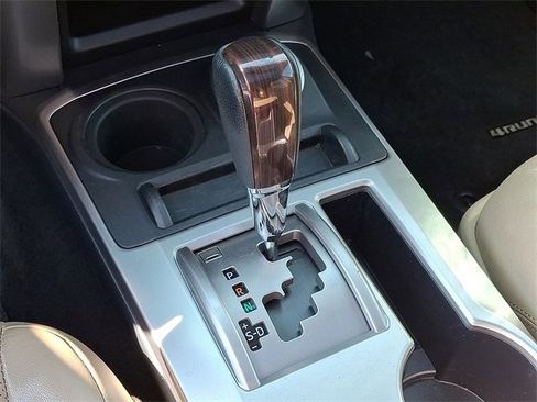 Used 2016 Toyota 4Runner Limited image 15