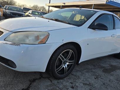 Used 2009 Pontiac G6 Base 4dr Sedan w/ Sun And Sound Package