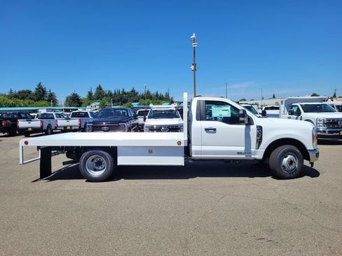 New 2026 Ford F350 XL w/ XL Chrome Package RWD image 4