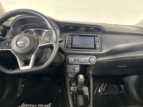 Used 2022 Nissan Kicks S image 20