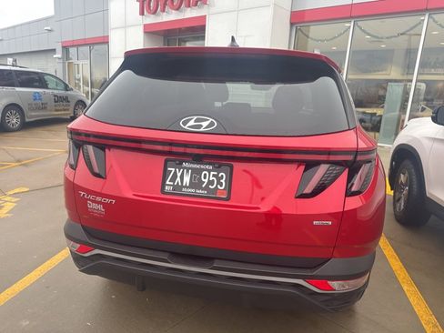 Used 2022 Hyundai Tucson SEL w/ Convenience + Premium Package image 9