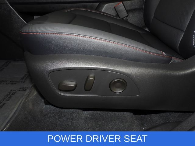 Used 2025 Chevrolet Traverse Z71 w/ Driver Confidence Package AWD/4WD image 11