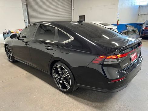 Used 2024 Honda Accord Sport image 5