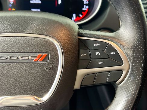 Used 2019 Dodge Durango SXT image 19